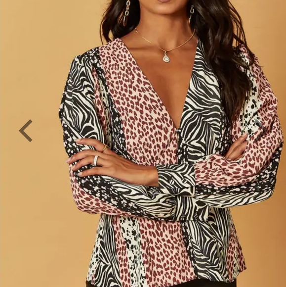 NWT Phoenix and Feather mixed animal print blouse UK14: US8-10. - Picture 3 of 10